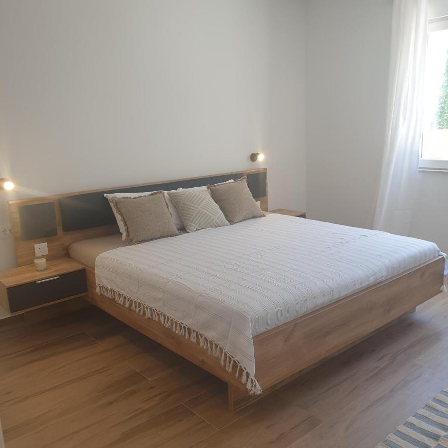 Pina Tourist Apartments Vodice Exterior foto